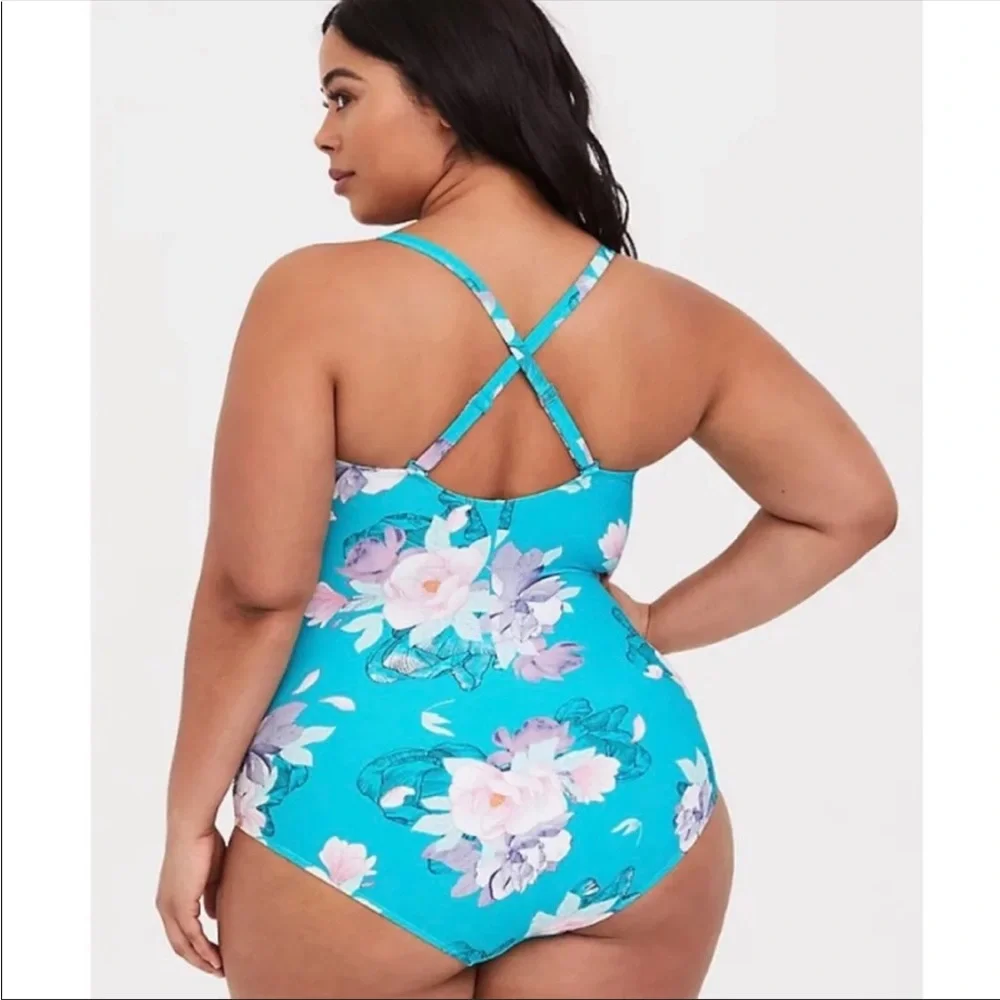 Torrid turquoise floral strappy swimsuit